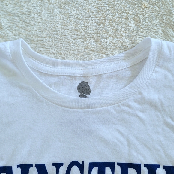 Einstein Dribbling⛹️♂️ Basketball🏀 Graphic Tee👕 - NWOT - Picture 4 of 10